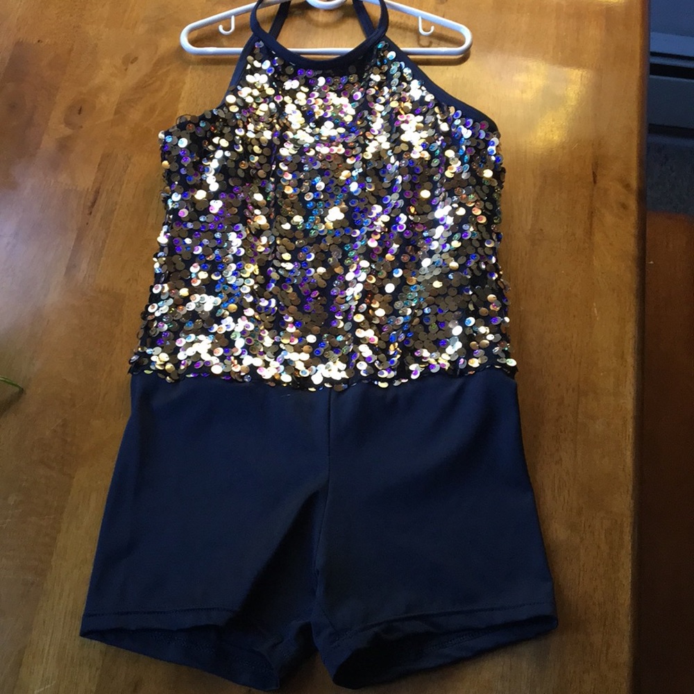 Costume